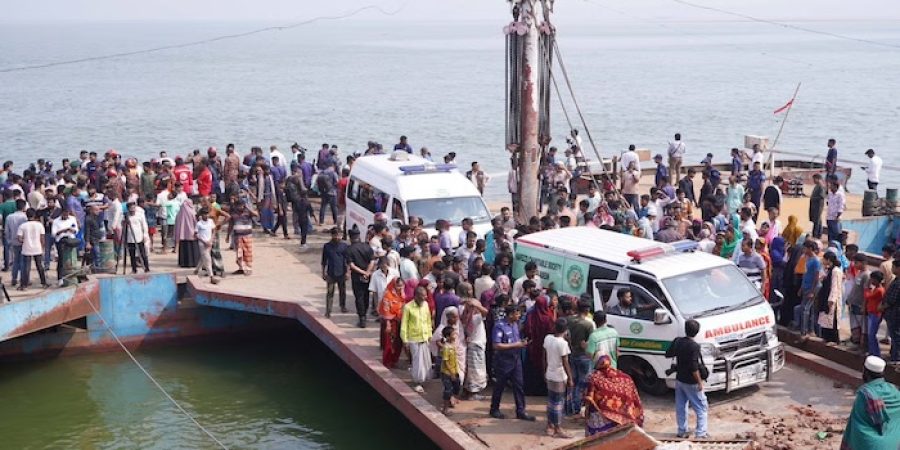 bangladesh-mourns-as-24-dead-after-bus-plunges-into-river