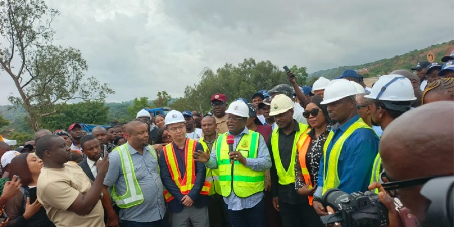 easter-holiday:-umahi-opens-one-section-of-enugu-onitsha-expressway-to-ease-traffic