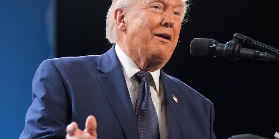 trump-threatens-power-plant-and-bridge-day-strikes-on-iran,-demands-strait-of-hormuz-reopens