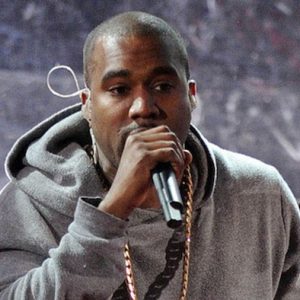uk-bans-kanye-west-over-antisemitic-remarks,-cancels-festival-performance