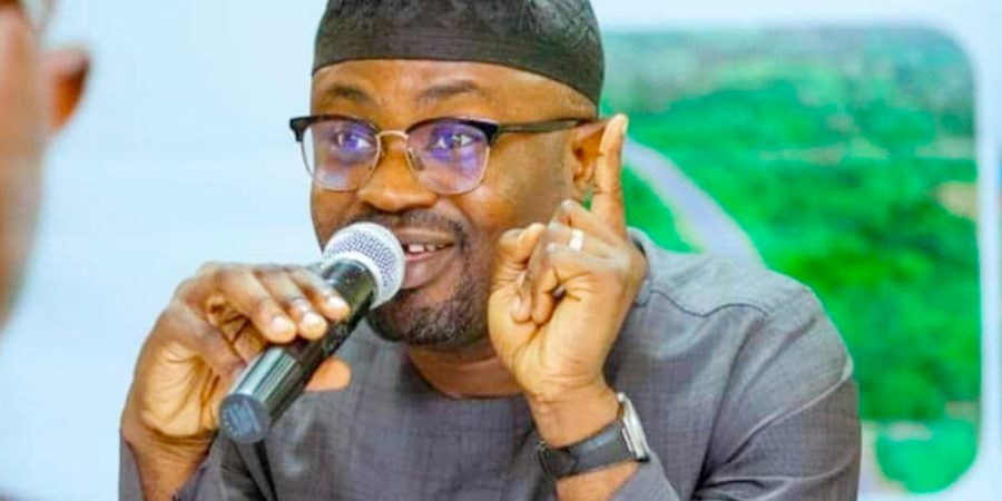 tunji-ojo-directs-immigration-to-withdraw-passports-of-nigerians-who-renounced-citizenship