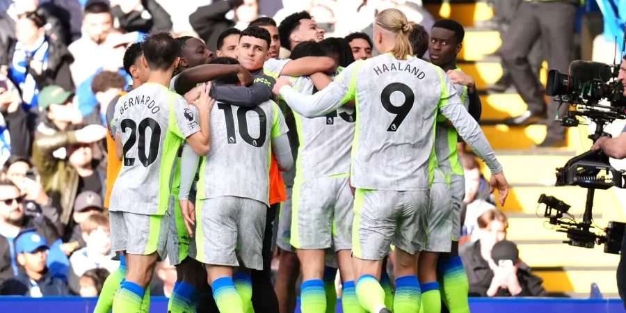 man-city-thrash-chelsea-3-0-at-stamford-bridge-to-put-pressure-on-arsenal