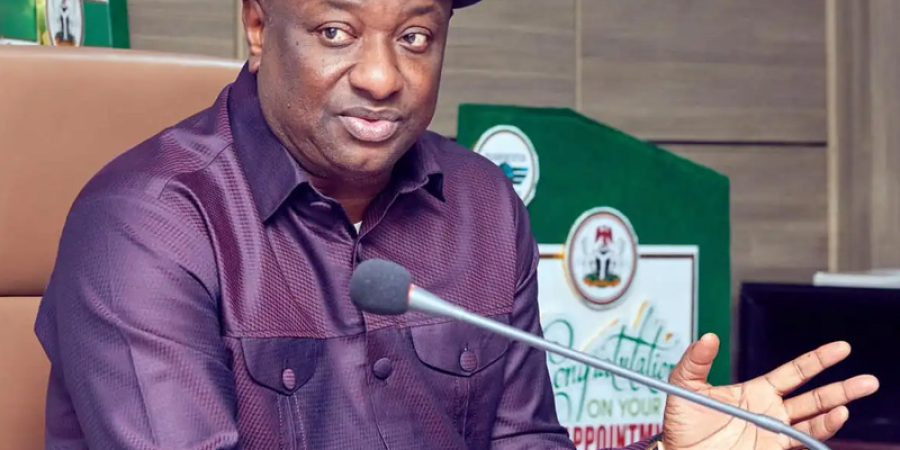 fg-urges-airlines-to-hold-fares,-avoid-shutdown-over-300%-jet-fuel-price-surge