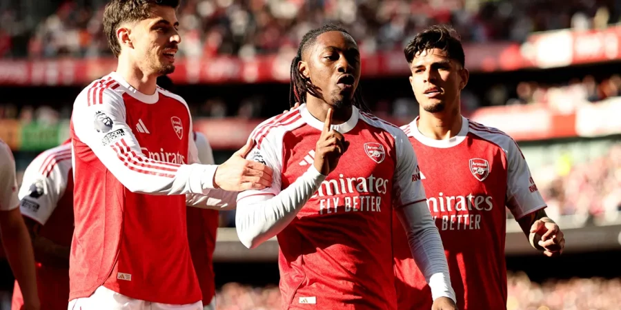 arsenal-beat-newcastle-1-0-to-go-top-of-premier-league