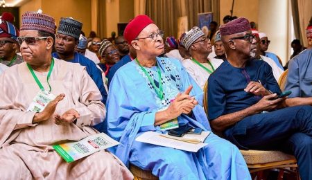 utomi-urges-opposition-to-tackle-ponzi-economics