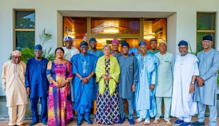 first-lady-tinubu-says-lagos-politics-has-come-of-age,-backs-hamzat-as-apc-consensus-candidate