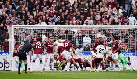 west-ham-to-challenge-var-call-after-late-equaliser-ruled-out-against-arsenal