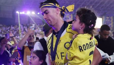 ronaldo-brace-in-4-1-win-fires-al-nassr-to-saudi-pro-league-title