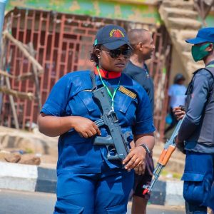 nscdc-operatives,-cbn-security-clash-in-awka-over-missing-child