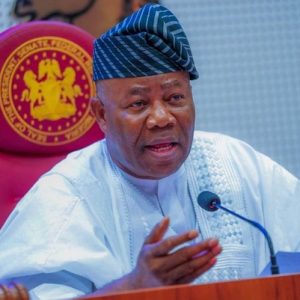 akpabio-denies-promising-apc-tickets-to-senators-who-lost-primaries