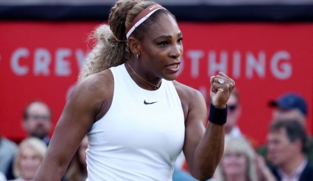 serena-williams-marks-tennis-comeback-with-winning-return-at-queens