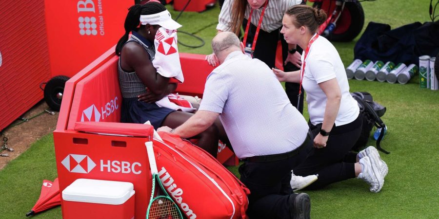 Serena Williams Exits Queens Doubles After Victoria Mboko Injury Blow serena-williams-exits-queens-doubles-after-victoria-mboko-injury-blow