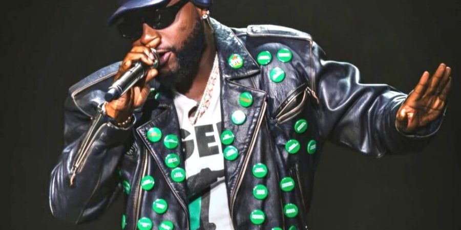 Davido Uses World Cup Countdown Concert To Call Attention To Abducted Oyo Pupils And Teachers davido-uses-world-cup-countdown-concert-to-call-attention-to-abducted-oyo-pupils-and-teachers