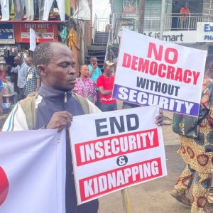 abuja-residents-protest-rising-insecurity,-kidnappings-and-cost-of-living-crisis