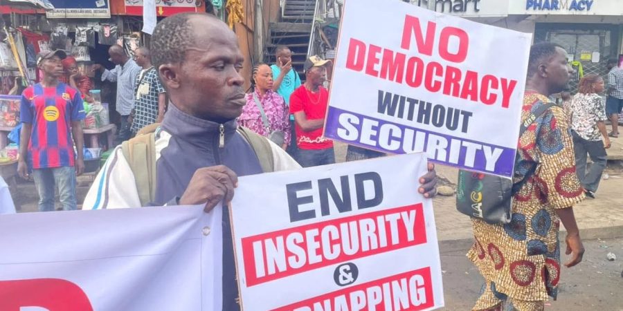 abuja-residents-protest-rising-insecurity,-kidnappings-and-cost-of-living-crisis