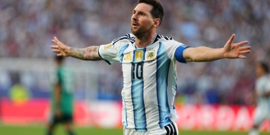 messi-hat-trick-fires-argentina-past-algeria-in-dominant-world-cup-display