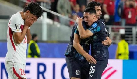 paraguay-hold-off-turkey-to-seal-dramatic-1-0-victory-despite-almiron-red-card